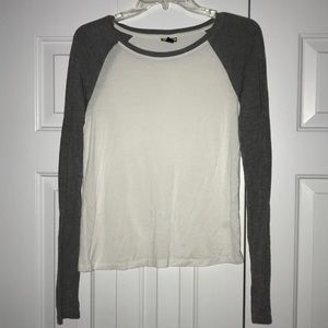 Baseball tee
